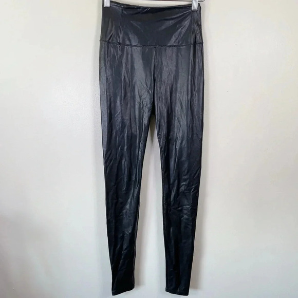Aritzia Wilfred Free  Faux Leather Pant - Picture 4 of 12